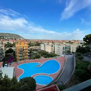 https://vista-aperta-700m-dal-mare-piscina-free-parking.hotelitalianriviera.com